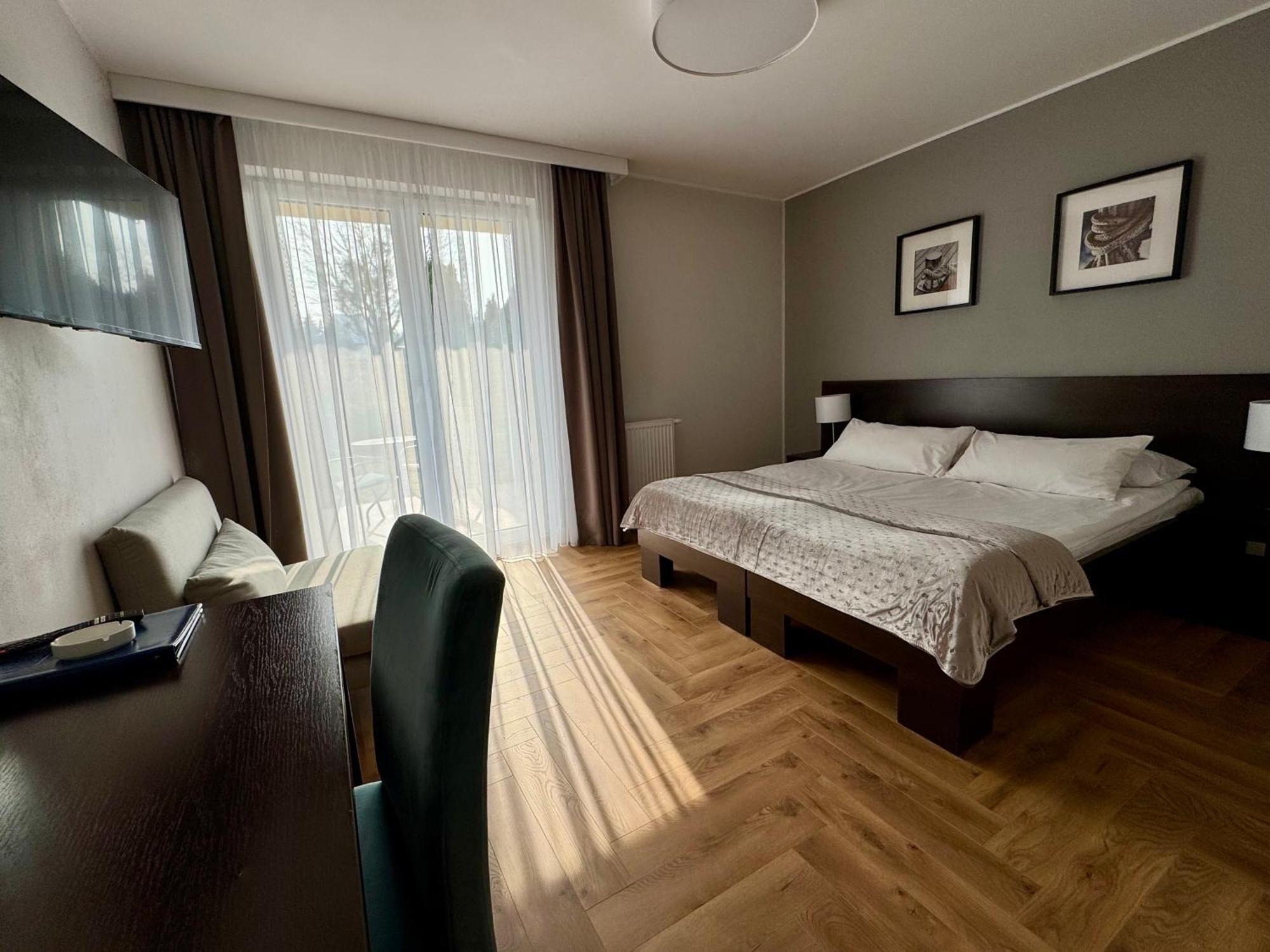 Hotel Santa Monica Mikołajki Luaran gambar